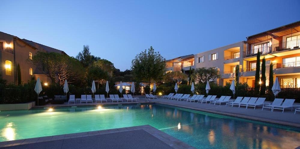 Residence Hoteliere 4 Etoiles Les Mas Du Grand Vallon Мужен Экстерьер фото